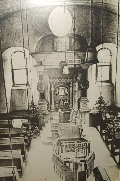 Synagoge Innenraum